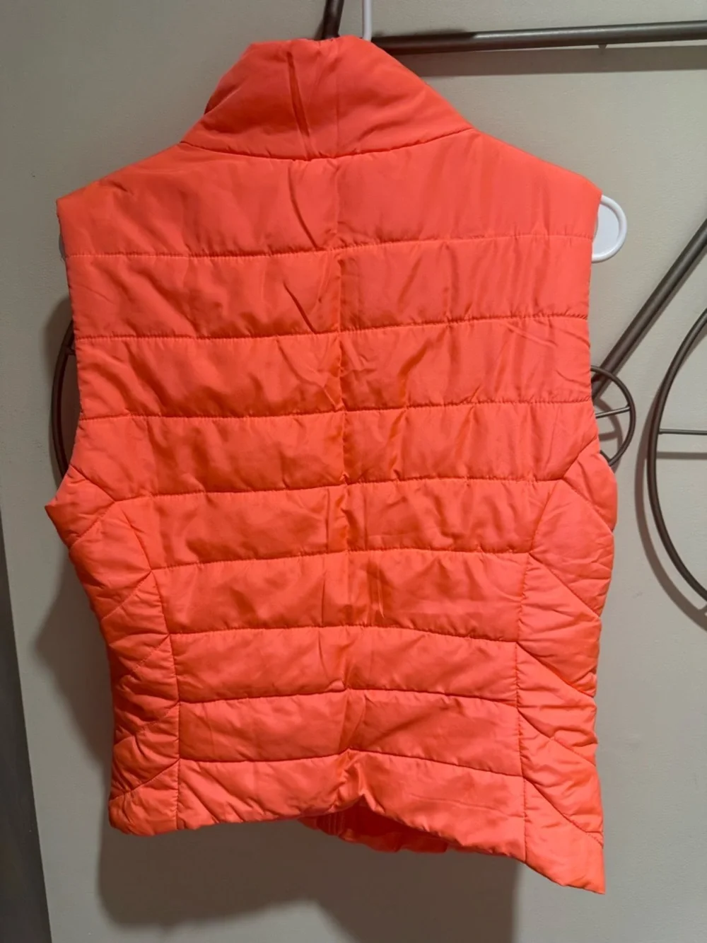 Aeropostale Women's Coral Quilted Puffer Vest Size M Athleisure Activewear
